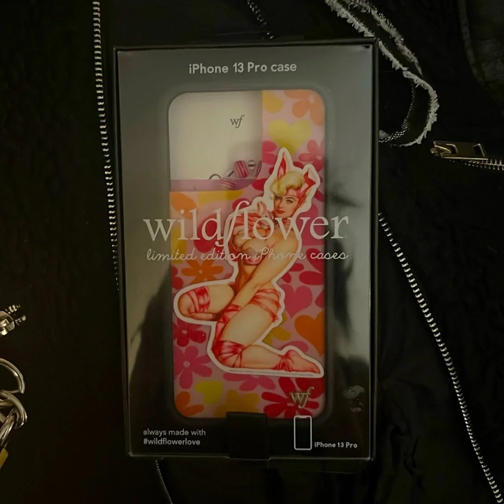WILDFLOWER CASES TRIXIE MATTEL COLLAB